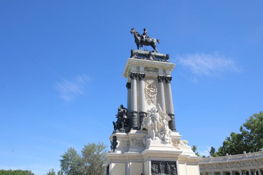 Madrid: El Retiro Park Self-Guided Audio Tour - A self-guided Retiro Park walk you control (not a schedule you suffer)