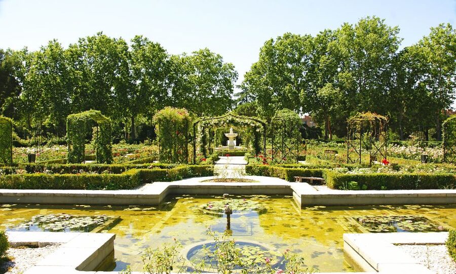 Madrid: El Retiro Park Self-Guided Audio Tour - Timing tips: best time to walk and how to plan your phone