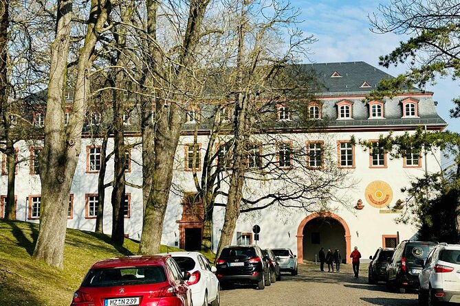 Mainz Old Town: A Self-Guided Walking Tour - Leichhof square: a relaxed pause near the cathedral area