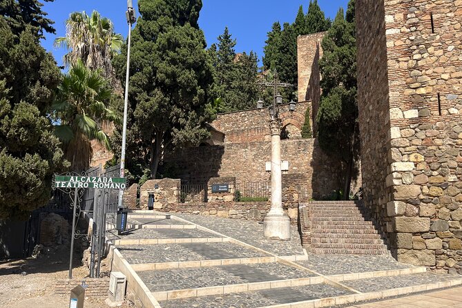 Malaga Historic Centre: Self-guided tour created by Official Guide - Bishop’s Square and La manquita: the cathedral part of the story