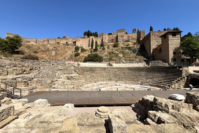 Malaga Historic Centre: Self-guided tour created by Official Guide - Starting at Allegories of Winter and Summer (Alcazabilla)