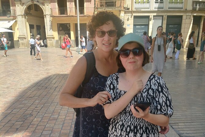 Malaga Scavenger Hunt and Sights Self-Guided Tour - Price and Value: Is $10.63 Worth It?
