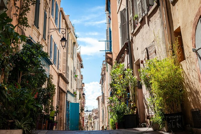 Marseille: Cosquer Cave Entry Ticket and Audio Guide - Timing and practical logistics: opening hours and when to schedule