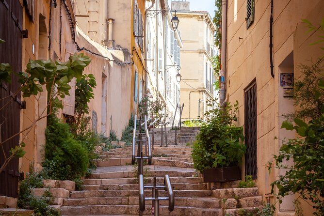 Marseille Scavenger Hunt and Sights Self-Guided Tour - Timing, walking pace, and why the lack of time limits helps