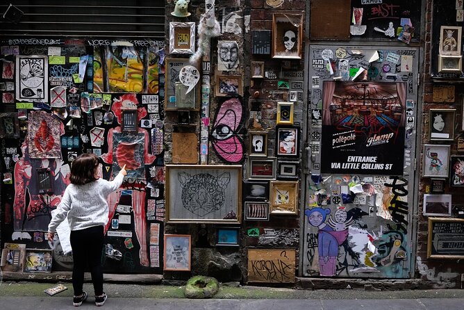 Melbourne City Centre Scavenger Hunt and Sights Self-Guided Tour - Stop 3: ACDC Lane—alley energy and creative photo prompts