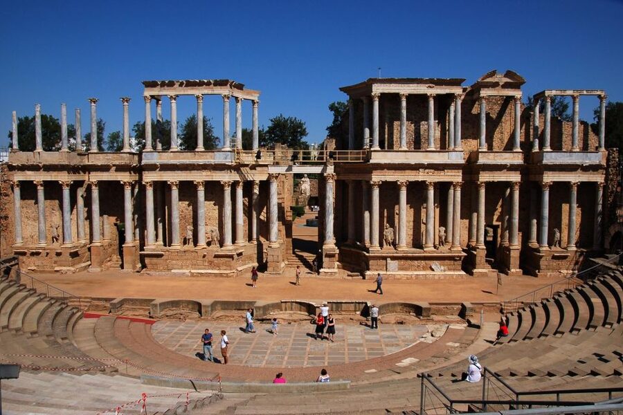 Mérida: Roman Theatre E-ticket with Audio Tour - The real value: e-ticket plus a guided-feel you control