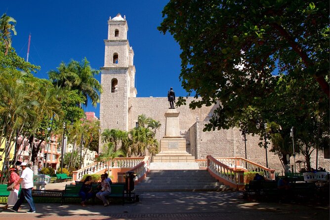 Mérida Scavenger Hunt and Sights Private Self-Guided Tour - Between Stops: How the Map and Hints Keep You Moving