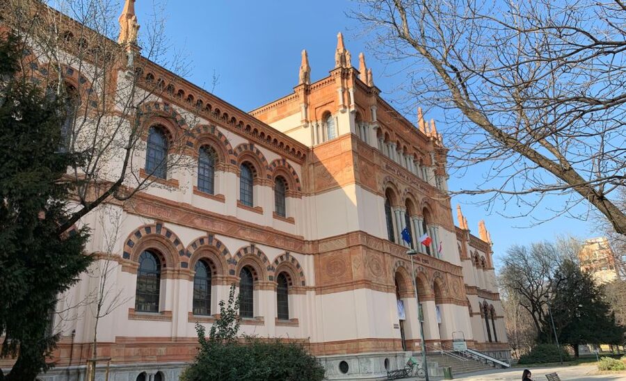 Milan: Natural History Museum Entry Ticket & Audio Guide - The phone audio guide: 40+ stops you can follow on your own