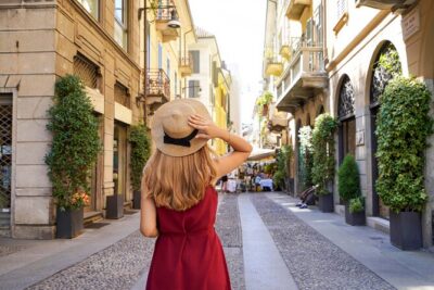 Milan Walking Tour with Audioguide on Your Smartphone - Piazza del Duomo: Getting Oriented in Milan’s Center