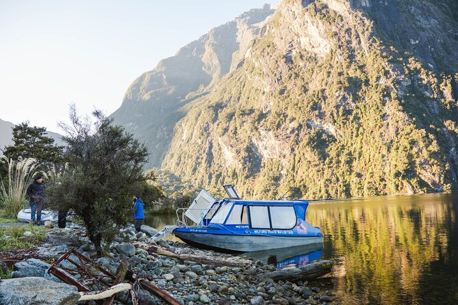 Milford Sound Nature Cruise and Self-Guided Scenic Track Walk - Choosing the 9:00am Walk-First vs 10:30am Cruise-First Plan