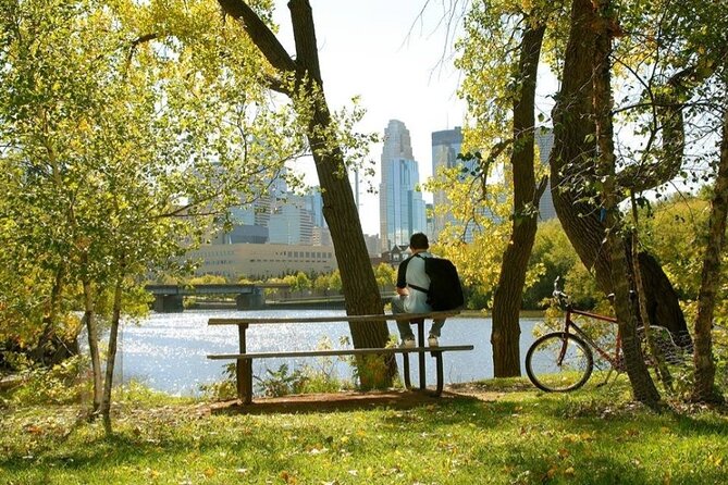 Minneapolis River Walk: A Self-Guided Audio Tour - Guthrie Theatre to Mill City Museum: culture you can spot without paying admission