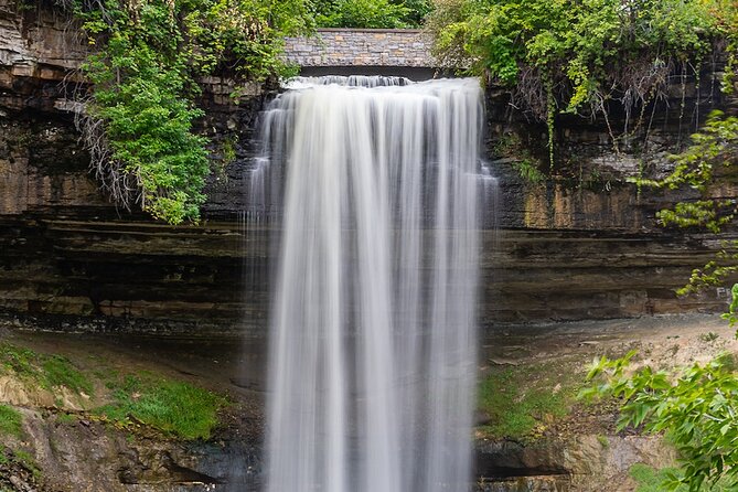 Minnehaha Falls: A Self-Guided Audio Tour of Minneapolis - Quick hits on the Minnehaha Falls audio walk