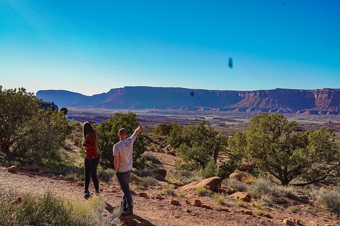 Moab Bundle: Arches Canyonlands, and La Sal Self-Guided Tours - Day 1 in Arches: how to hit Delicate Arch and friends without a tour group