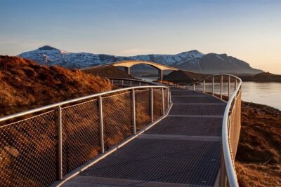 Molde and Atlantic Ocean Road Audio Tour - Håholmen, clipfish, sand dunes, and Jarlsberg roots