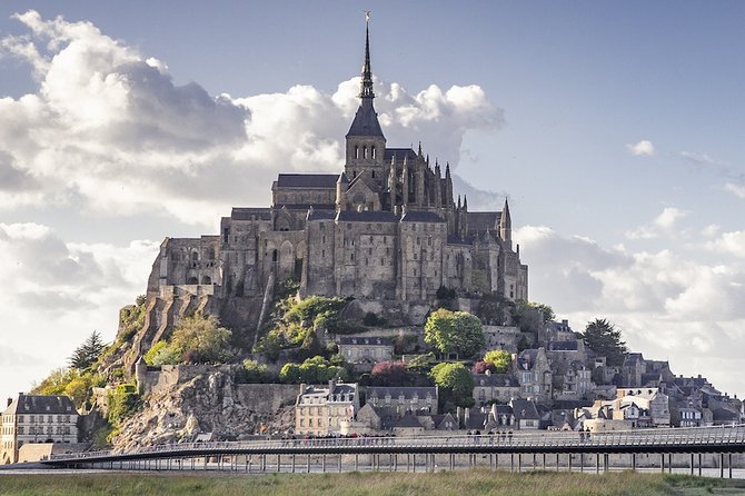 Mont Saint-Michel Abbey in the Middle Ages: A Self-Guided Audio Tour - Mont Saint-Michel Abbey audio: what you’ll be doing on foot