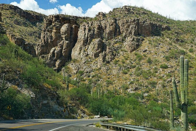 Mount Lemmon Self-Guided Driving Audio Tour - Mount Lemmon’s 6,000-Foot Climate Switch on Catalina Highway