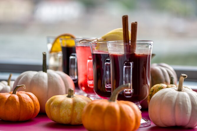 Mulled Wine Danube Cruise with Audio Guide in Budapest - Gellért Hill from Elisabeth Bridge: The viewpoint moment