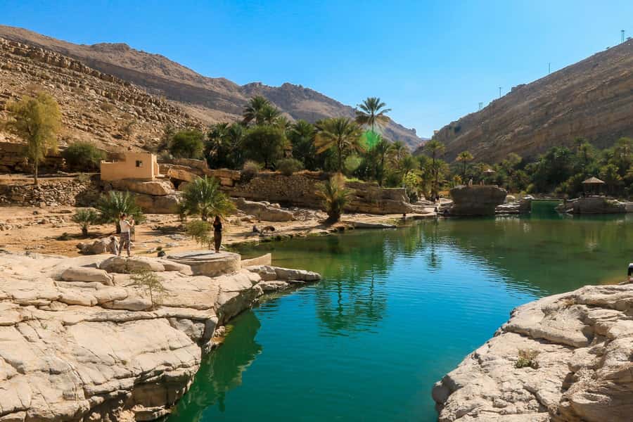 Muscat: Southern Treasures & Wadi Shab Tour with Audio Guide - From Muscat to Wadi Shab: the ride that sets the mood