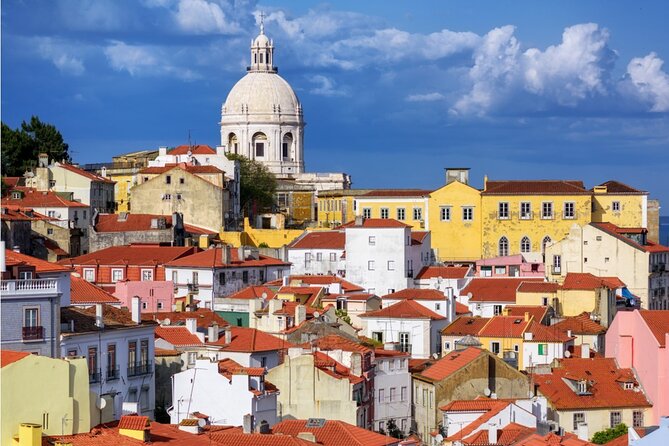 Mysteries of Alfama: Lisbon Exploration Game and Tour - Alfama by clues: why this game works in the old-city maze