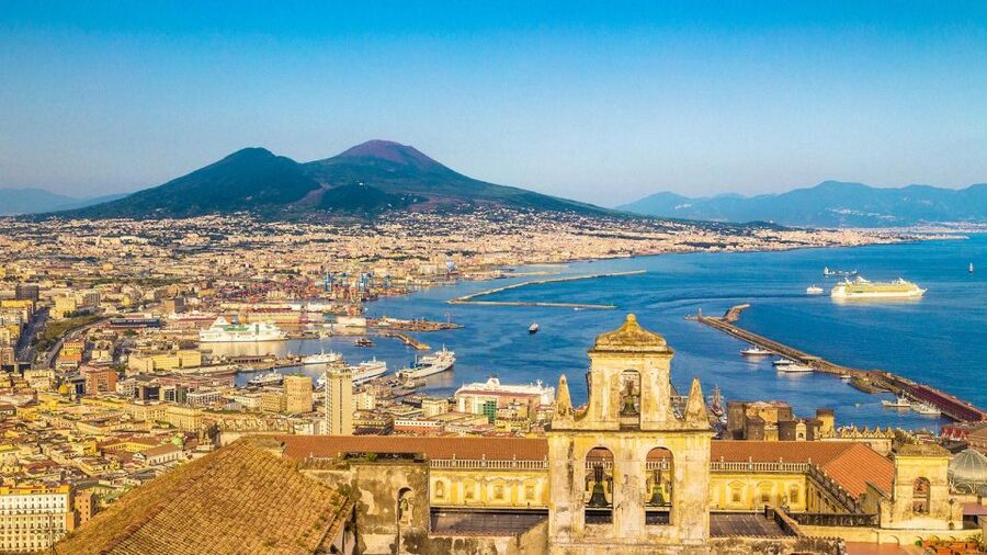 Naples Audioguide - TravelMate app for your smartphone - Why this Naples audio guide feels right for wandering