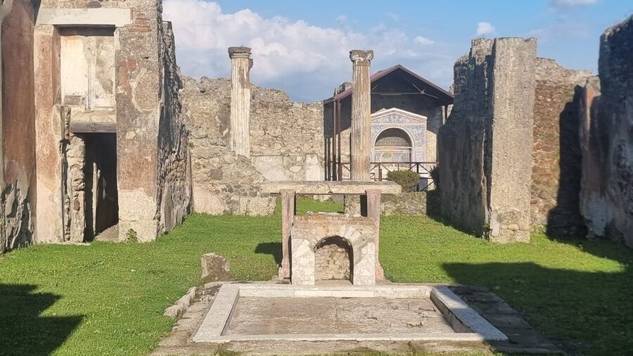 Naples: Pompeii Self Guided Audio Tour - How the Offline, Geolocated Map Changes Your Walk