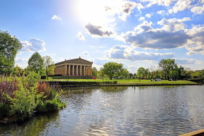 Nashville Self-Guided Audio Walking Tour - Light Meander: river curves, night colors, and a calmer start