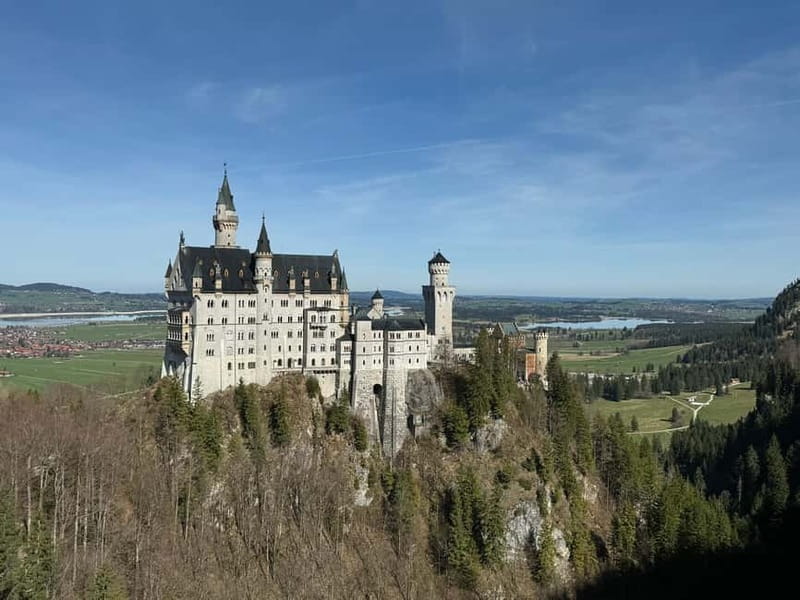 Neuschwanstein Castle Skip-the-Line Ticket with Audio Guide - Getting to Neuschwanstein: Bus, Horse, Car, and the Climb Factor