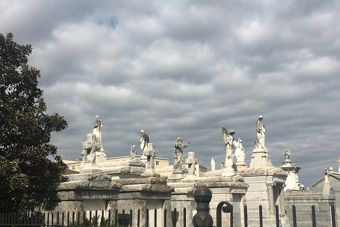 New Orleans Esplanade Ridge: A Self-Guided Audio Tour - VoiceMap on your phone: offline use and how you’ll actually listen