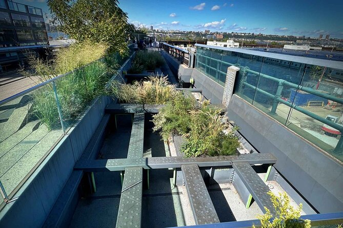 New York City's High Line: A Self-Guided Audio Tour - The Vessel: a photo icon with a tragic edge