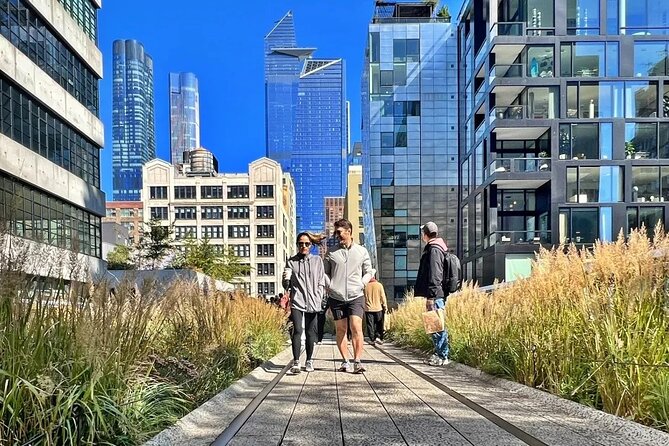 New York City's High Line: A Self-Guided Audio Tour - Whitney Museum area: art + elevation viewpoints