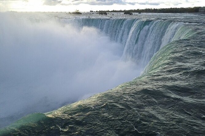 Niagara: Behind The Falls, Skylon Tower Ticket & Tesla Audio Tour - Stop 3: Skylon Tower Observation Deck and Photo-Worthy Niagara Views