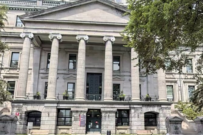 Old Montreal: Self-Guided Tour from Place D‘Armes to Old Port - Montreal City Hall and Château Ramezay: power and shifting control