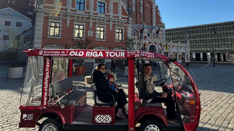 Old Riga Heated E-Bus Tour with Audio Guide & Mulled Wine - A warm start to Old Riga, even when it’s cold outside