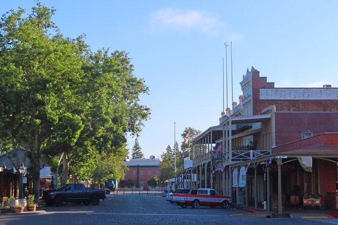 Old Sacramento: A Self-Guided Audio Tour - Central Pacific Railroad and Chinese Migrants: A Clear Human Thread