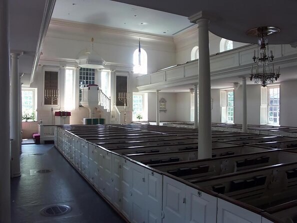 Old Town Alexandria Tour: A Self-Guided Audio Tour - Key highlights you’ll notice fast