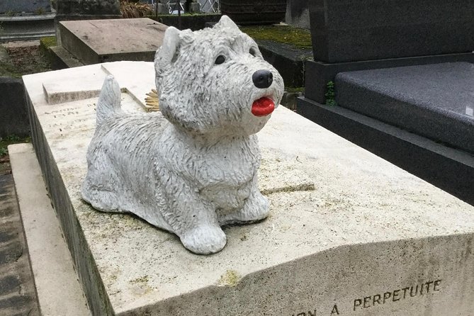 One Hour Père Lachaise Cemetery: A Self-guided Audio Tour - Starting at 56 Rue des Rondeaux and why the exact entry matters