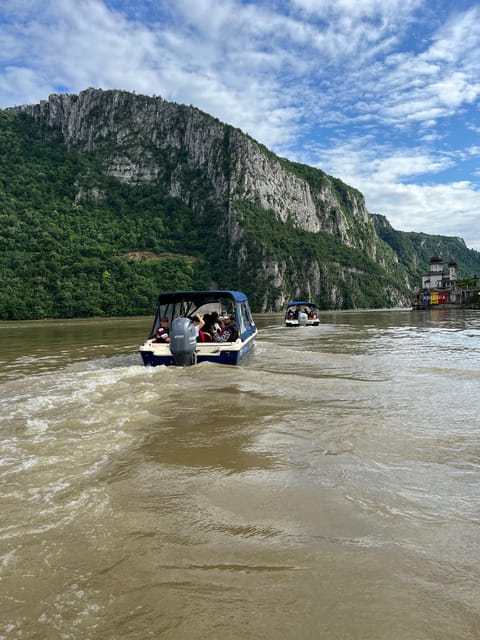 Orsova: Entire Area Boat Tours with Audio Guide - Stop-by-stop: Trajan’s Plaque to Decebalus Rock Sculpture