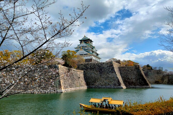Osaka Castle & Temple Walking Tour with Multilingual Audio Guide - The Short Subway Connector: Keeping the Walking Day Comfortable