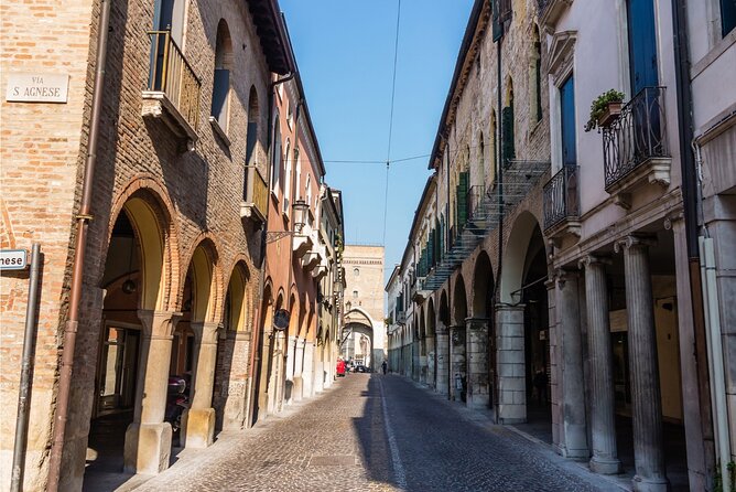 Padova Scavenger Hunt and Sights Self-Guided Tour - Time, pace, and breaks: how to keep the hunt fun