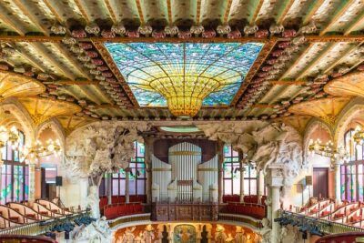 Palau de la Musica Catalana Admission Ticket with Audioguide - Stop 1: the Palace of Catalan Music, from stairs to stage