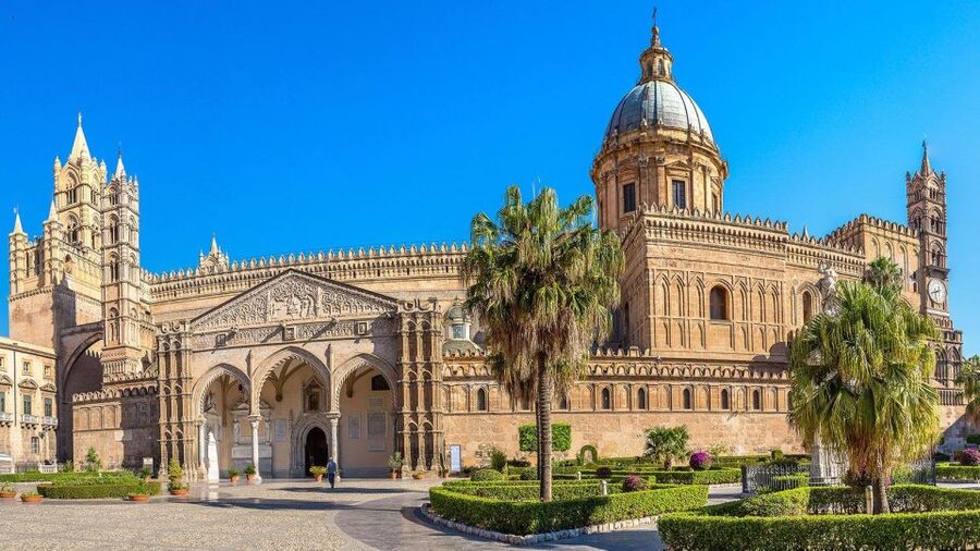 Palermo Audioguide - TravelMate app for your smartphone - Museums and catacombs: Archaeological Museum and Capuchin Catacombs