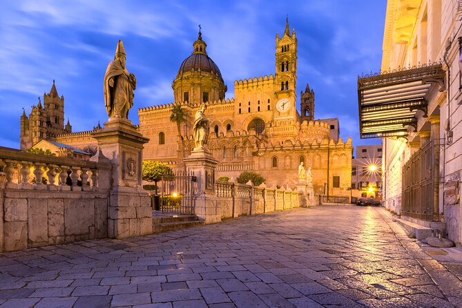 Palermo Scavenger Hunt and Highlights Self Guided Audio Tour - Start at the Royal Palace: the smoothest way to begin