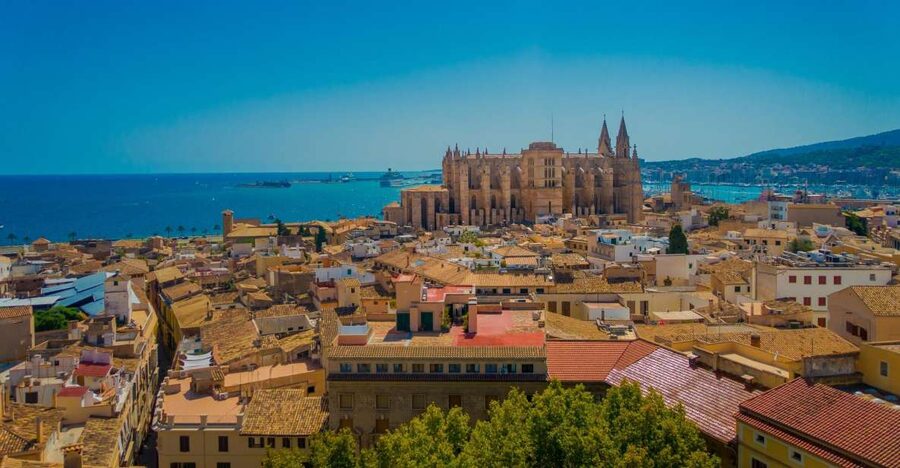 Palma de Mallorca: Self-Guided Audio Tour - Getting started at Plaça d’Espanya (the smart way to begin)