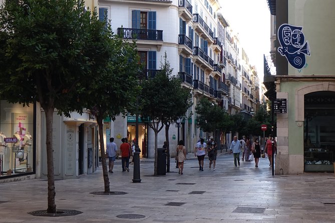 Palma's Alternative History: A Self-Guided Audio Walk - Plaça Major and Plaça de Cort: your Mile Zero finish
