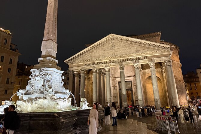 Pantheon Fast Track Tickets with Audio Guide - Tombs that deserve your time: Victor Emmanuel II and Raphael