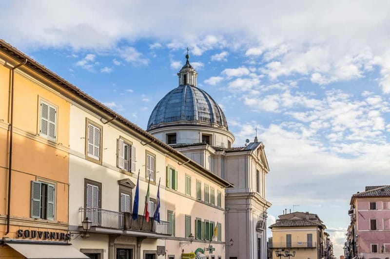 Papal Palace and Secret Garden Ticket and Audio Guide - Audio guide in Italian and English: how to use it well
