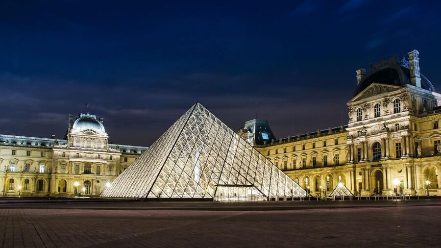 Paris Audioguide - TravelMate app for your smartphone - Key takeaways before you press play
