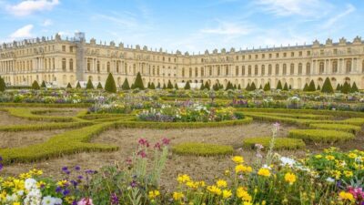 Paris Audioguide - TravelMate app for your smartphone - Price and value: $3.40 for an entire Paris sound-trail