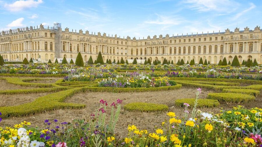 Paris Audioguide - TravelMate app for your smartphone - Price and value: $3.40 for an entire Paris sound-trail