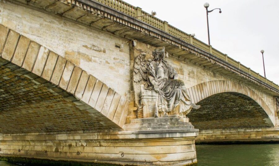Paris: Catacombs, Audio Guide, and River Cruise Option - What you’ll see underground: a quiet museum of remains and inscriptions
